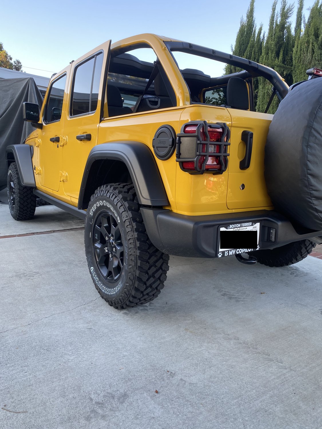 Rugged Ridge 11226.12 Elite Tail Light Guards for 1823 Jeep Wrangler